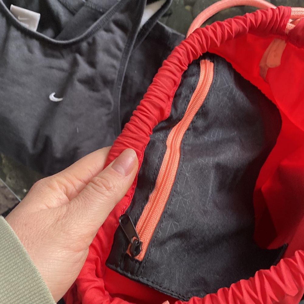 Nike drawstring bag - Picture 3 of 3